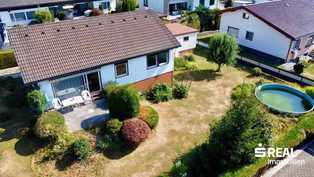 Haus kaufen in Vöcklabruck – 95 m², € 249.000 – Bild 1 von 10