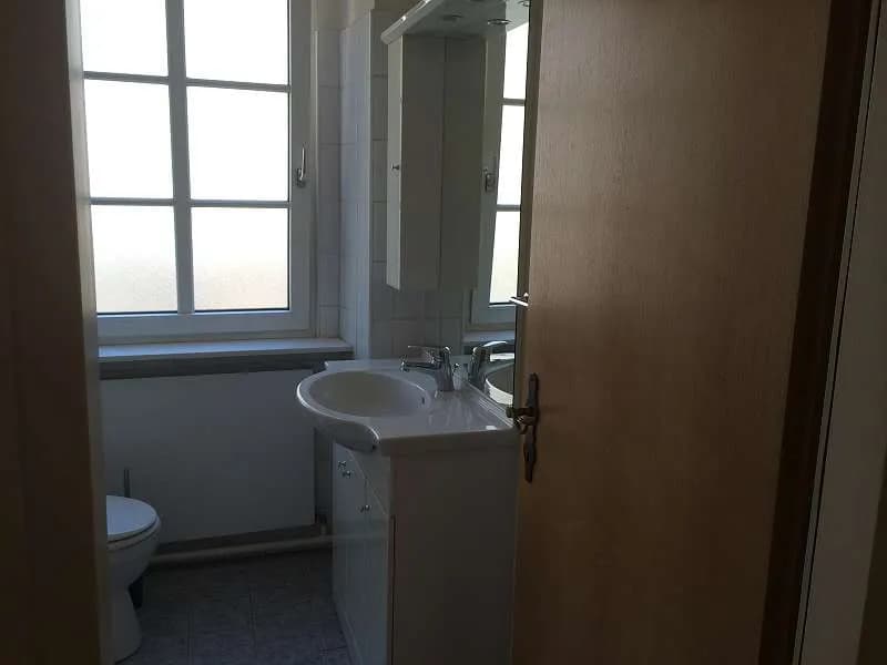 1-Zimmer-Wohnung mieten in Linz – 30 m², € 500 – Bild 4 von 4