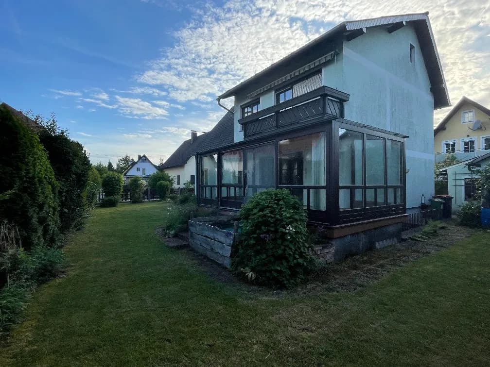 8-Zimmer-Haus kaufen in Vöcklabruck – 200 m², € 419.000 – Bild 4 von 23