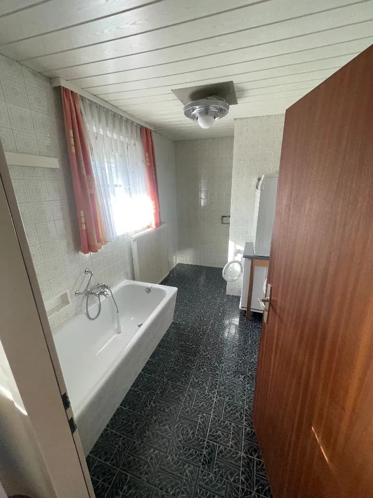 8-Zimmer-Haus kaufen in Vöcklabruck – 200 m², € 419.000 – Bild 18 von 23