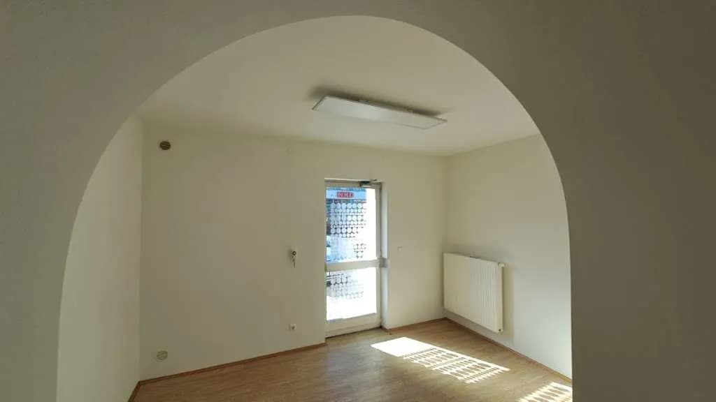 3-Zimmer-Gewerbeimmobilie mieten in Graz-Umgebung – 42 m², € 720