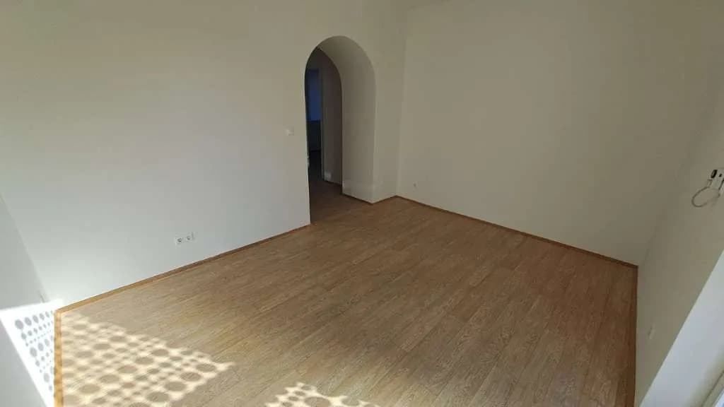 3-Zimmer-Gewerbeimmobilie mieten in Graz-Umgebung – 42 m², € 720 – Bild 2 von 8
