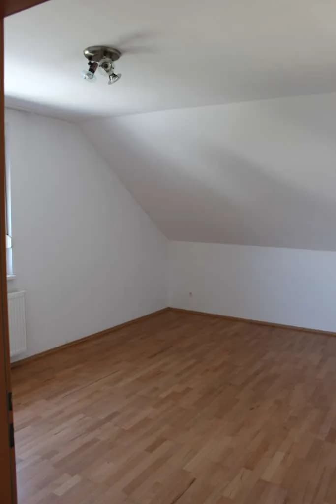 4-Zimmer-Wohnung mieten in Linz – 115 m², € 1.480 – Bild 3 von 16