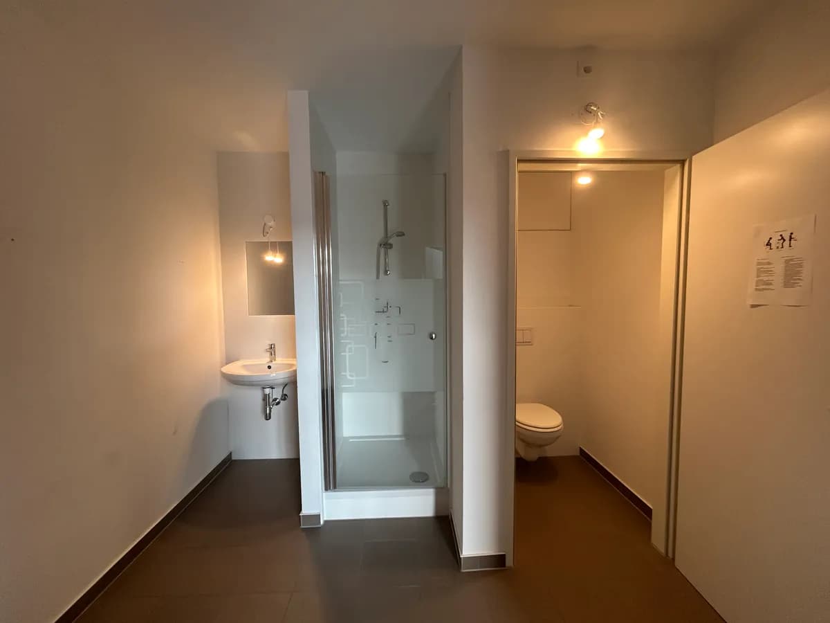 2-Zimmer-Gewerbeimmobilie mieten in Wien – 194 m², € 2.160 – Bild 5 von 12