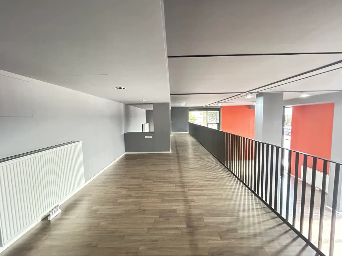 2-Zimmer-Gewerbeimmobilie mieten in Wien – 194 m², € 2.160 – Bild 10 von 12