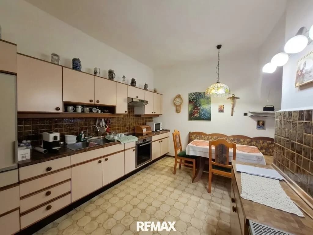 6-Zimmer-Gewerbeimmobilie kaufen in Braunau am Inn – 200 m², € 295.000 – Bild 4 von 31