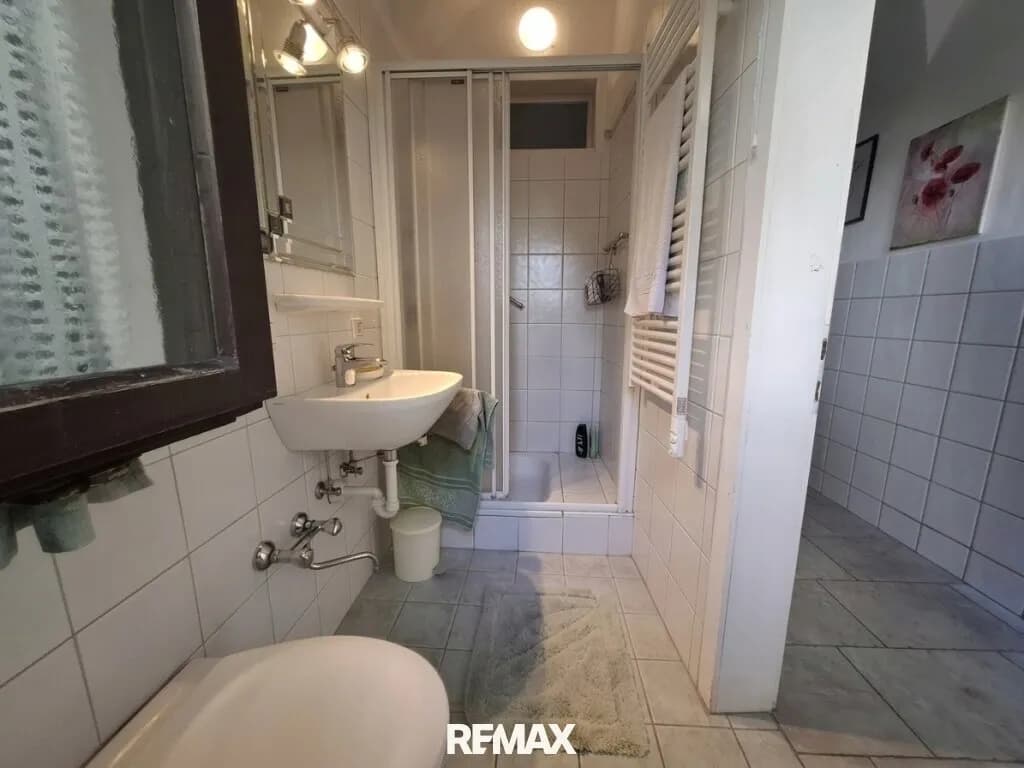 6-Zimmer-Gewerbeimmobilie kaufen in Braunau am Inn – 200 m², € 295.000 – Bild 7 von 31