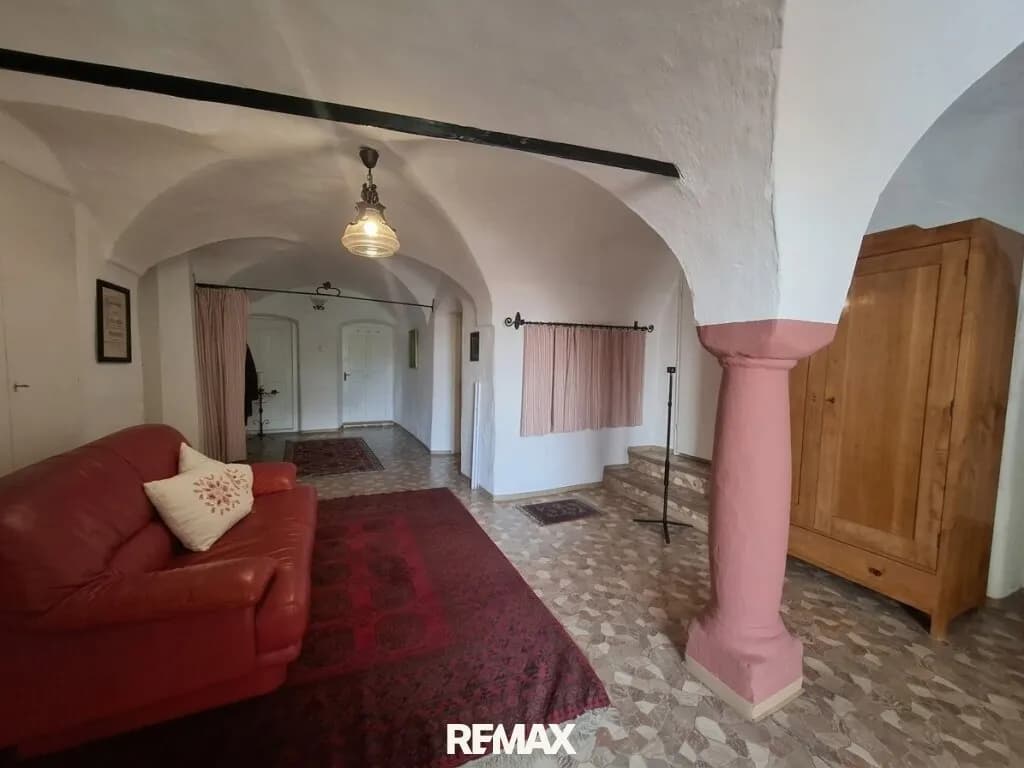 6-Zimmer-Gewerbeimmobilie kaufen in Braunau am Inn – 200 m², € 295.000 – Bild 8 von 31