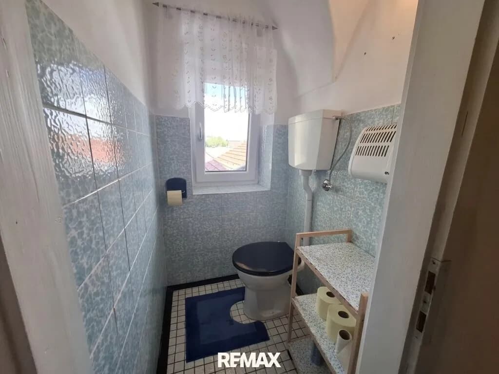 6-Zimmer-Gewerbeimmobilie kaufen in Braunau am Inn – 200 m², € 295.000 – Bild 15 von 31