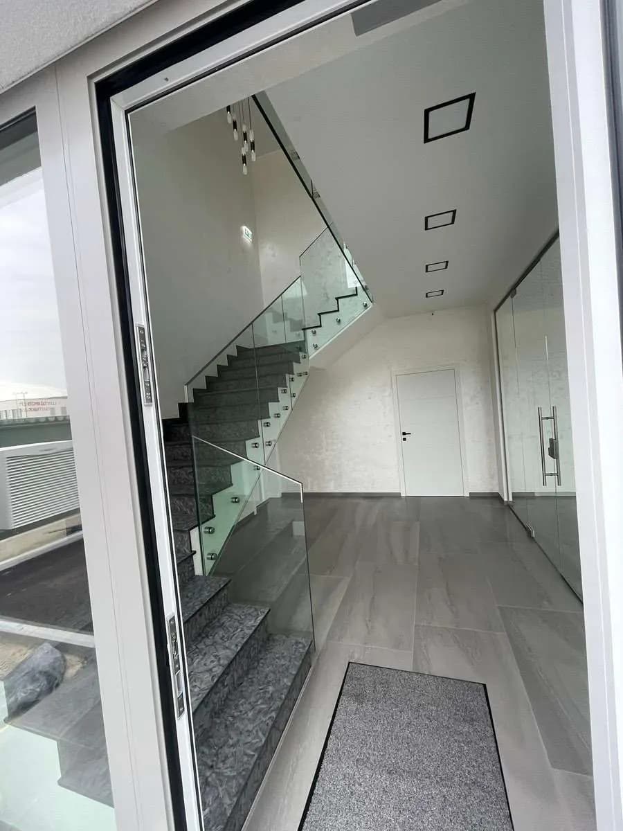 4-Zimmer-Gewerbeimmobilie mieten in Wels – 143 m², € 1.650 – Bild 4 von 15