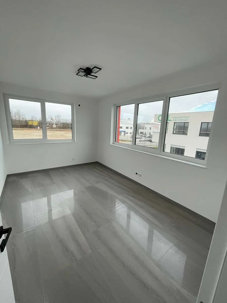 4-Zimmer-Gewerbeimmobilie mieten in Wels – 143 m², € 1.650 – Bild 9 von 15