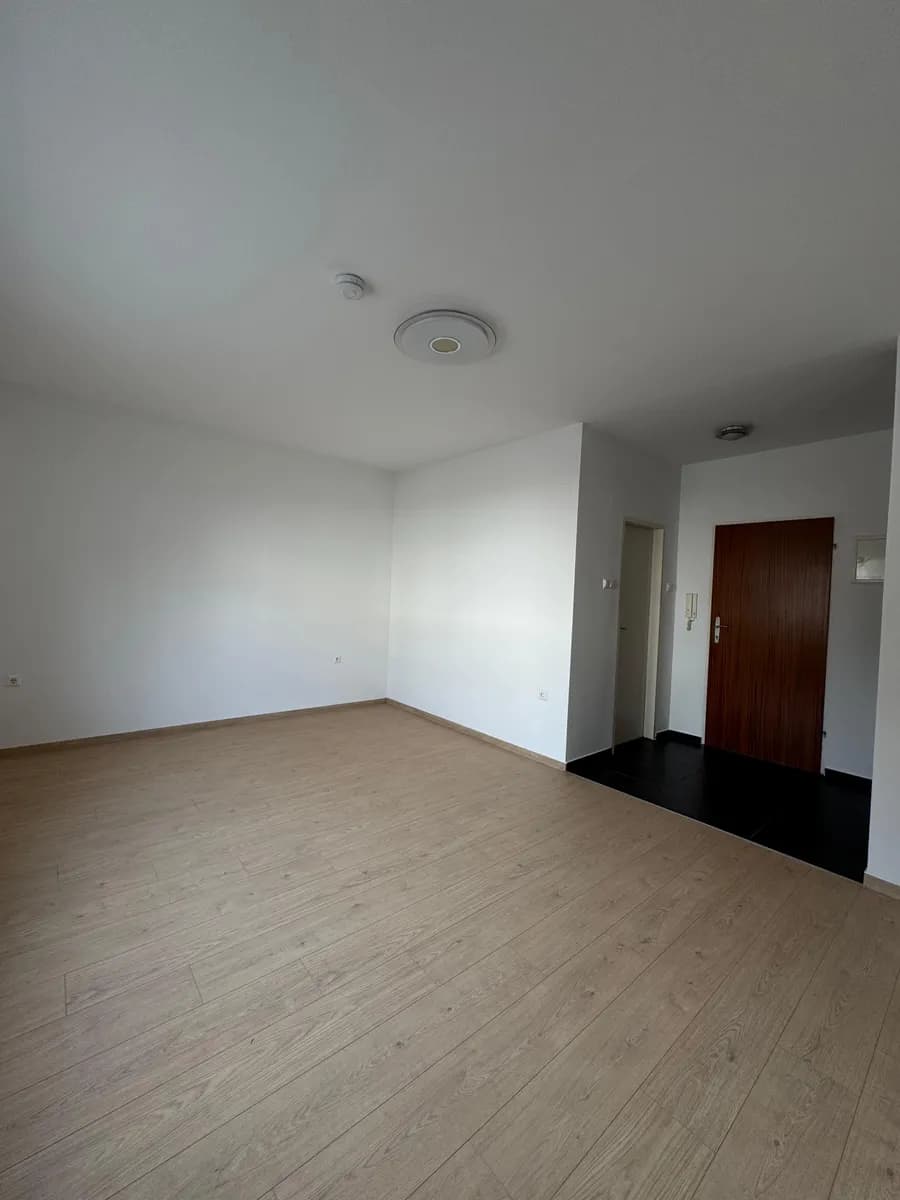 1-Zimmer-Wohnung mieten in Klagenfurt – 30 m², € 550 – Bild 5 von 5
