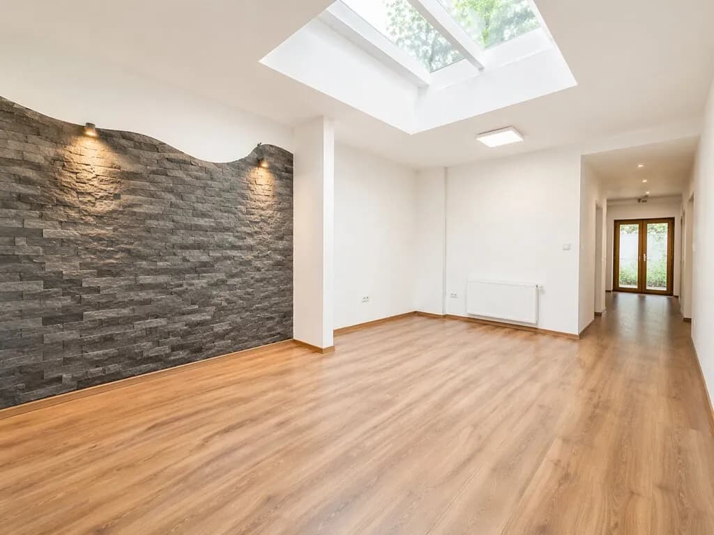 4-Zimmer-Gewerbeimmobilie mieten in Wien – 145 m², € 1.408 – Bild 1 von 13