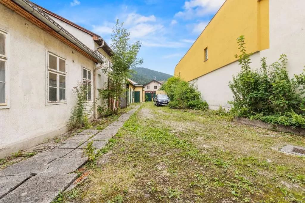 Haus kaufen in Wiener Neustadt Land – 510 m², € 495.000 – Bild 40 von 51