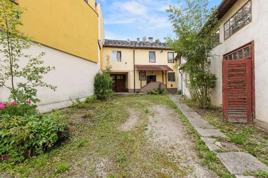 Haus kaufen in Wiener Neustadt Land – 510 m², € 495.000 – Bild 41 von 51