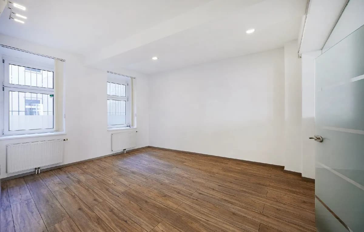 Gewerbeimmobilie kaufen in Wien – 92 m², € 229.000 – Bild 15 von 17