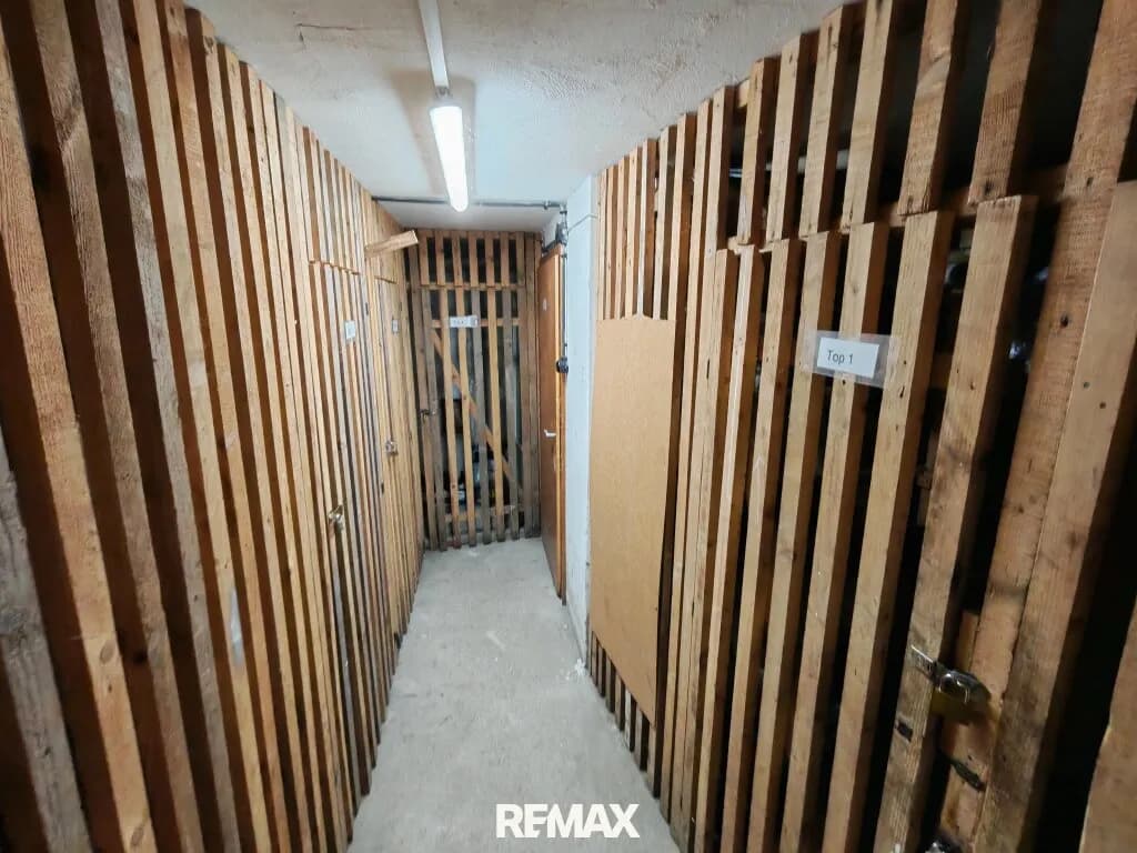 Gewerbeimmobilie kaufen in Vöcklabruck – 851 m², € 949.000 – Bild 22 von 36