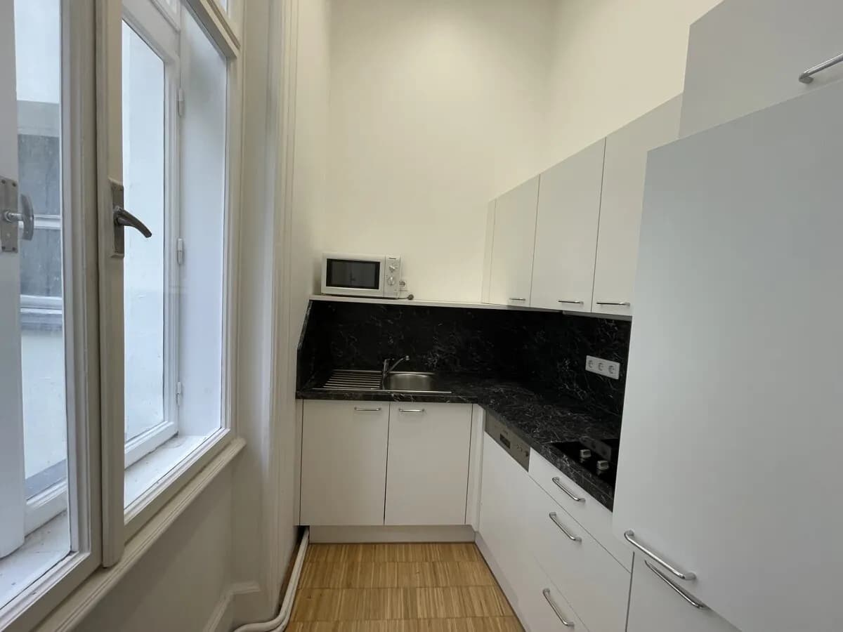 Gewerbeimmobilie mieten in Wien – 189 m², € 3.237 – Bild 8 von 14