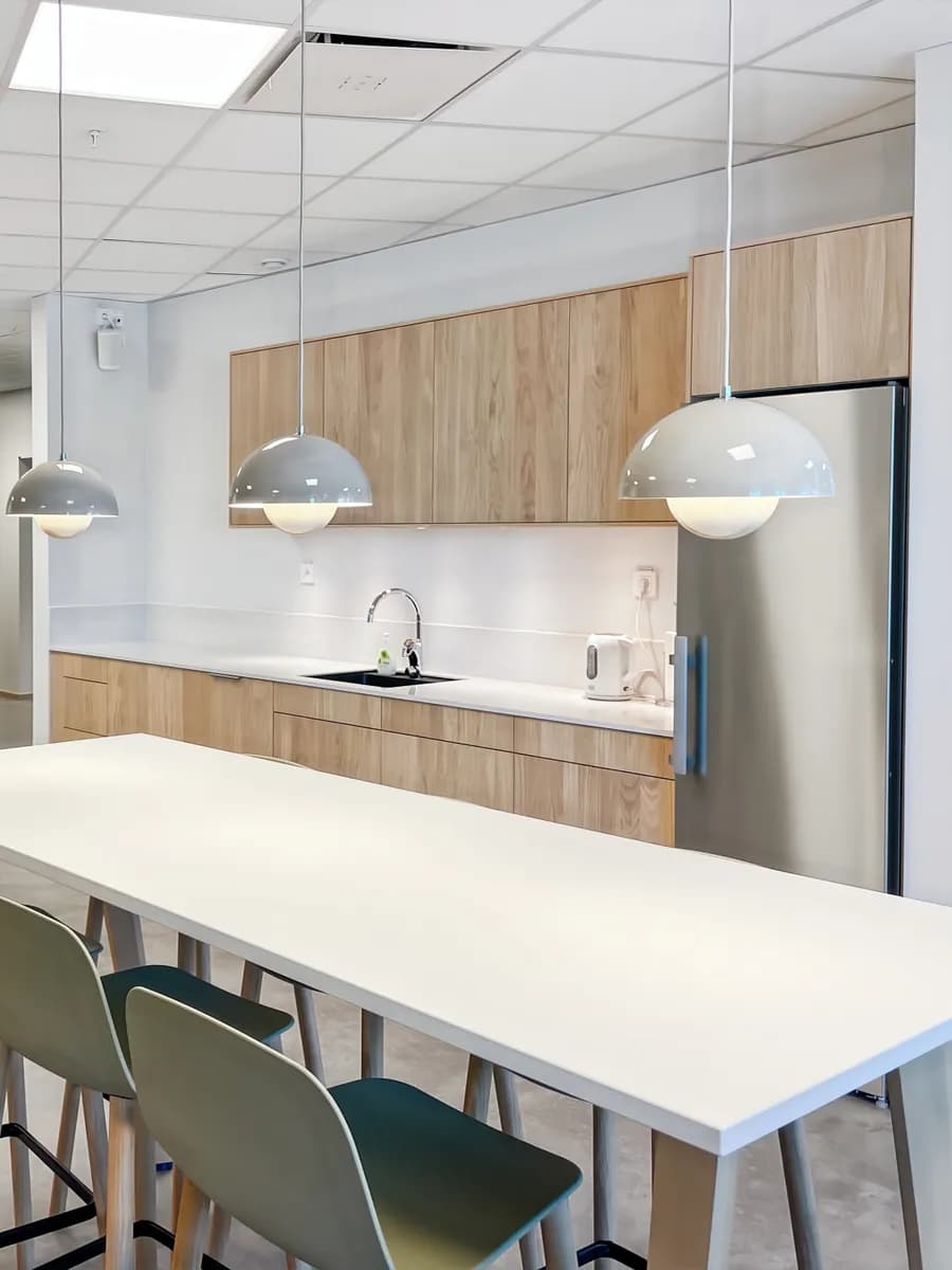 Gewerbeimmobilie mieten in Wien – 2 500 m² – Bild 9 von 9