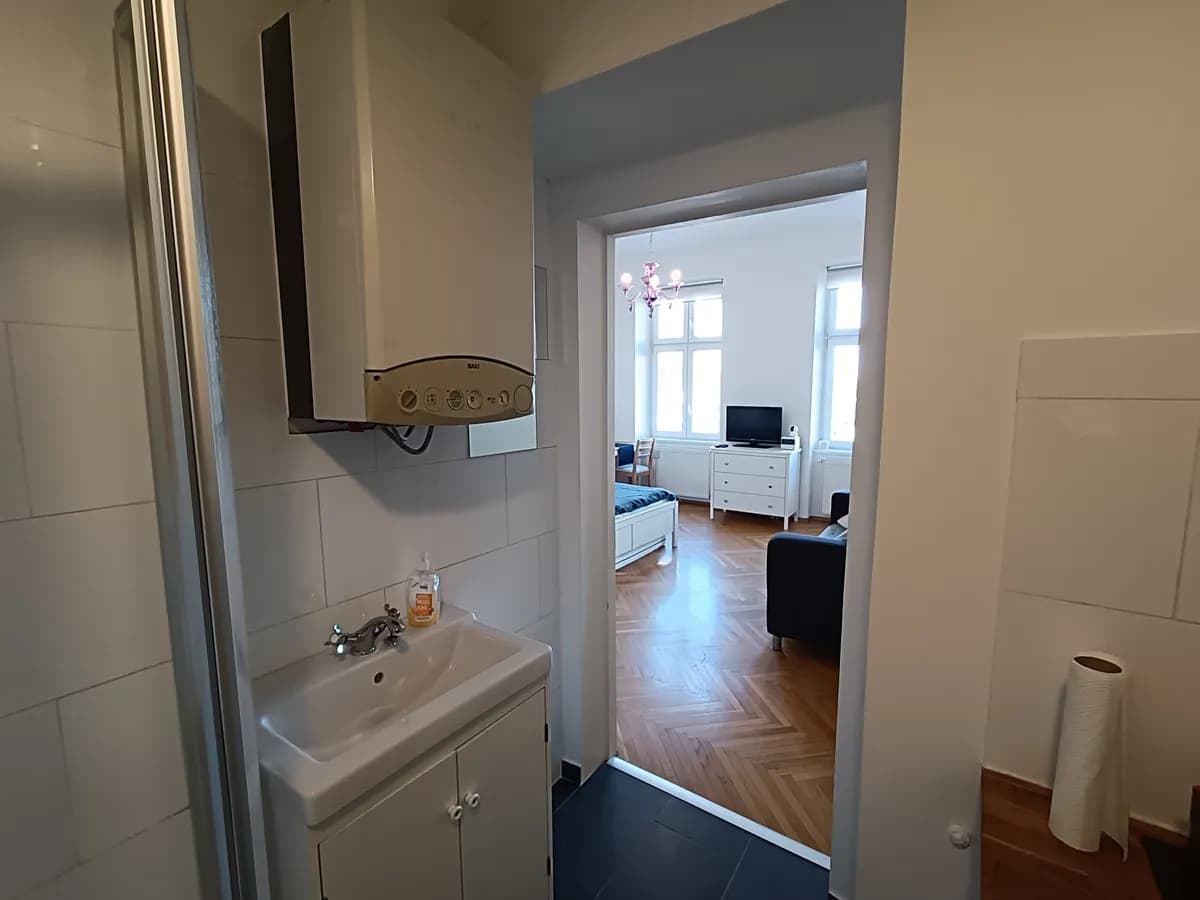 1-Zimmer-Wohnung mieten in Wien – 31 m², € 750 – Bild 6 von 10