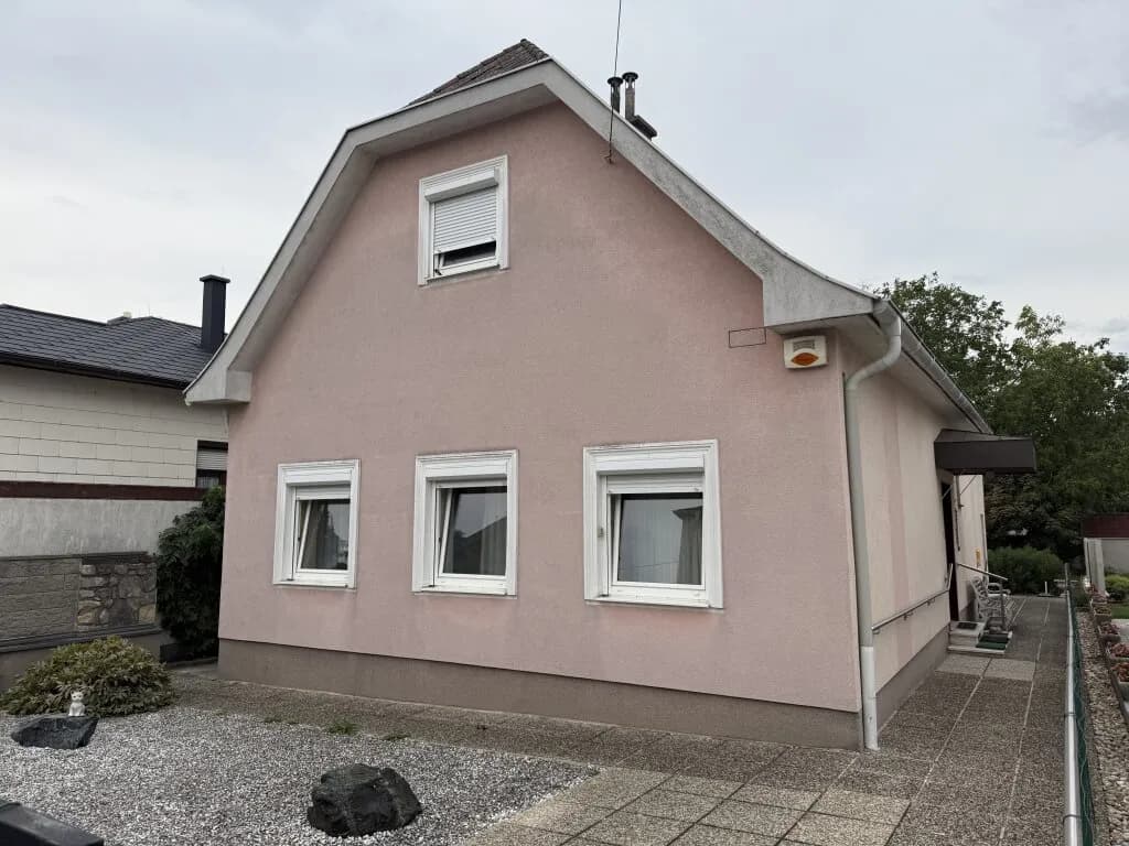 Haus kaufen in Eisenstadt – 90 m², € 298.000 – Bild 1 von 7
