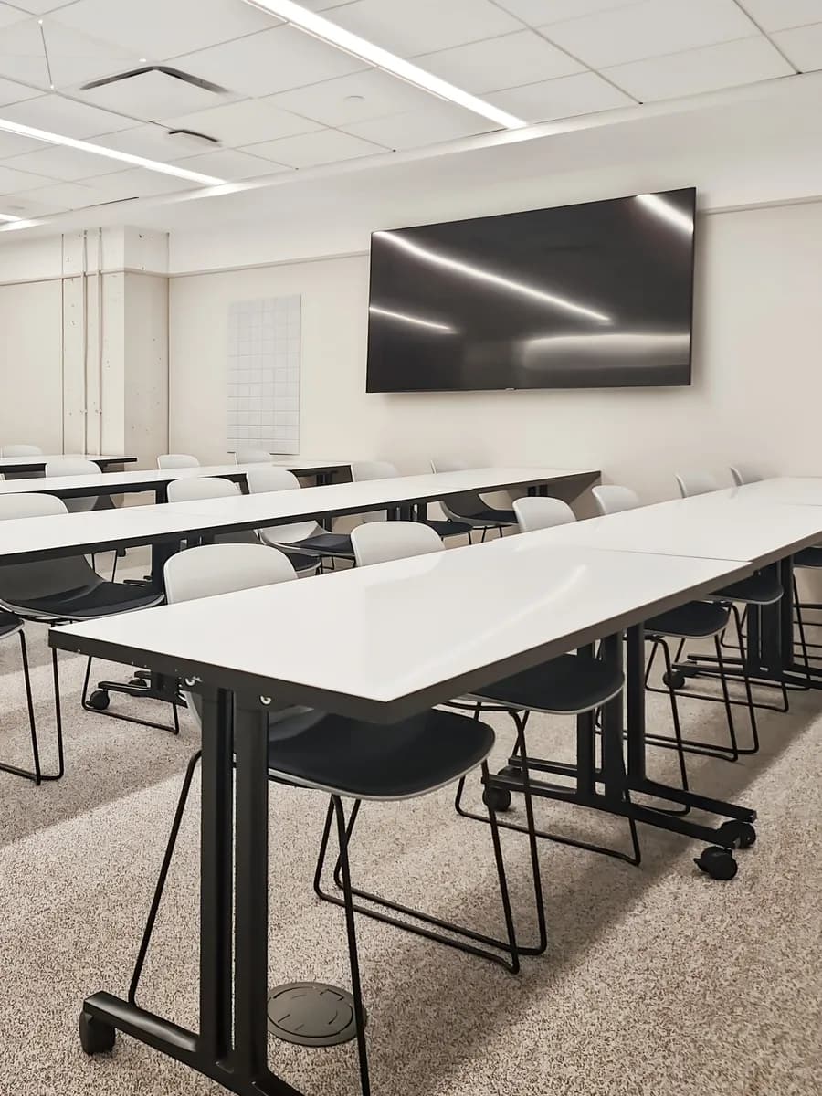 Gewerbeimmobilie mieten in Wien – 4 996 m² – Bild 2 von 9