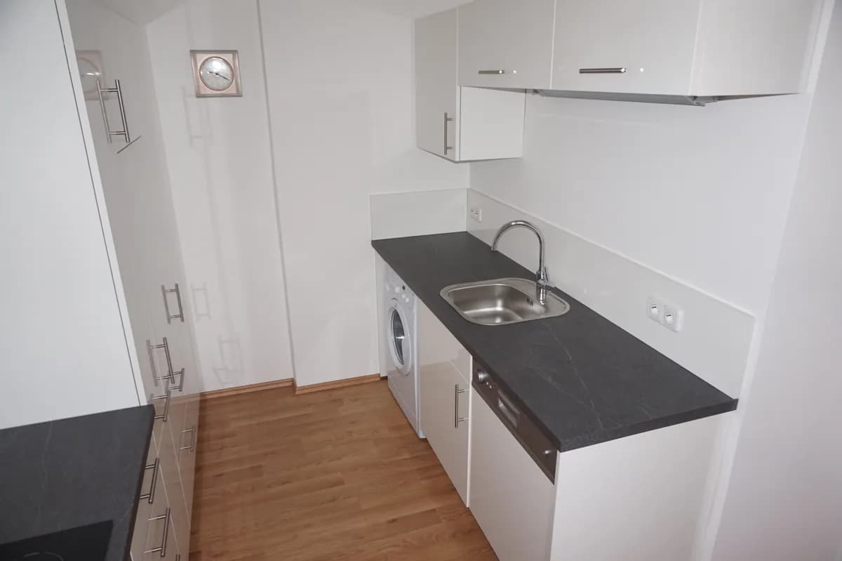 3-Zimmer-Wohnung mieten in Wien – 77 m², € 1.200