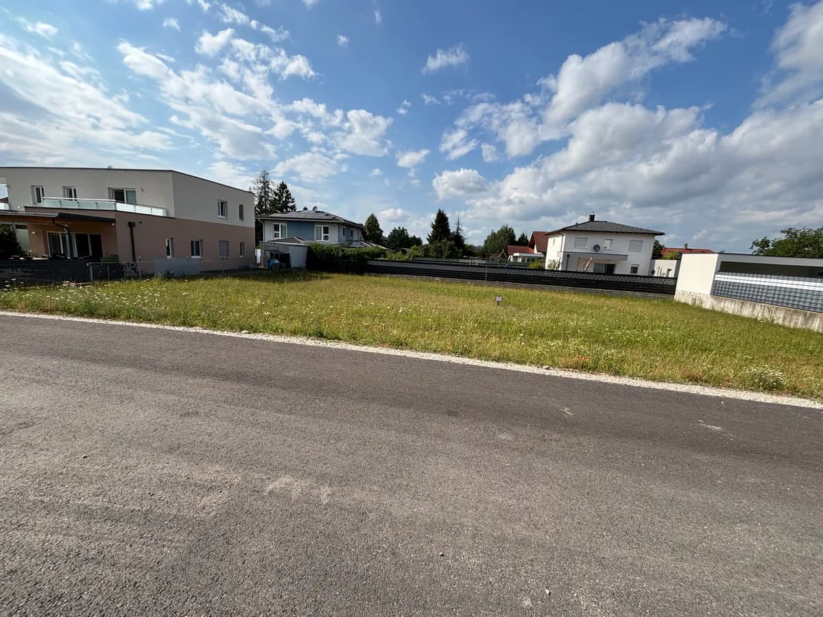 Grundstück kaufen in Wels-Land – 842 m², € 320.000 – Bild 2 von 4