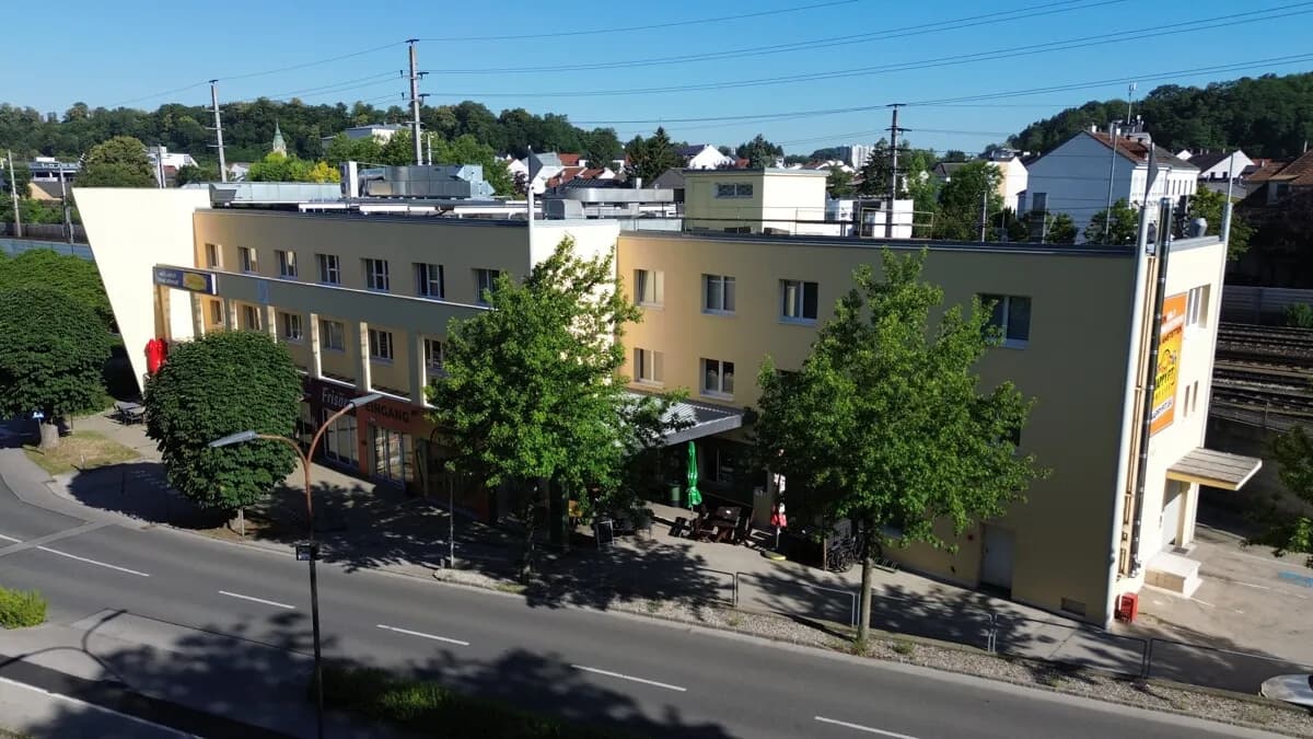 Gewerbeimmobilie kaufen in Amstetten – € 2.500.000 – Bild 2 von 8