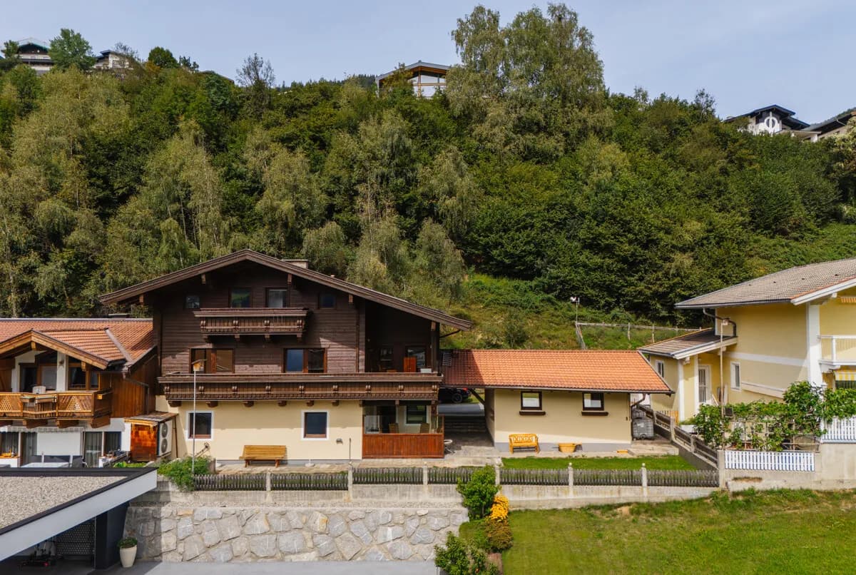 9-Zimmer-Haus kaufen in Zell am See – 185 m², € 560.000 – Bild 1 von 25
