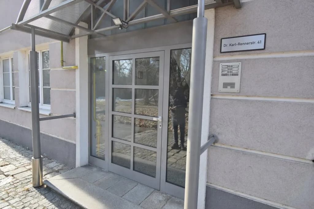 Gewerbeimmobilie kaufen in Linz Land – 314,24 m², € 530.000