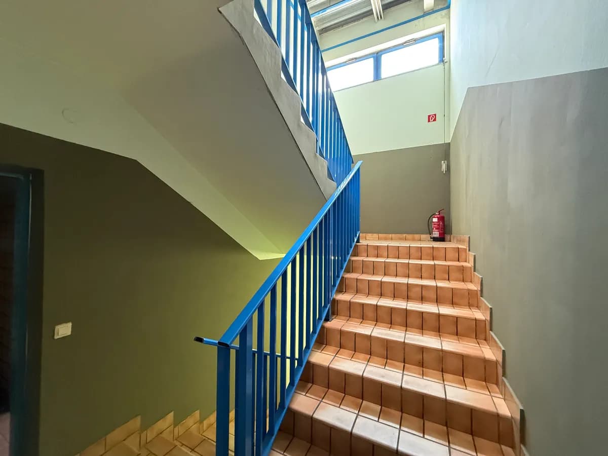 Gewerbeimmobilie mieten in Wien – 1 500 m², € 9 – Bild 13 von 16