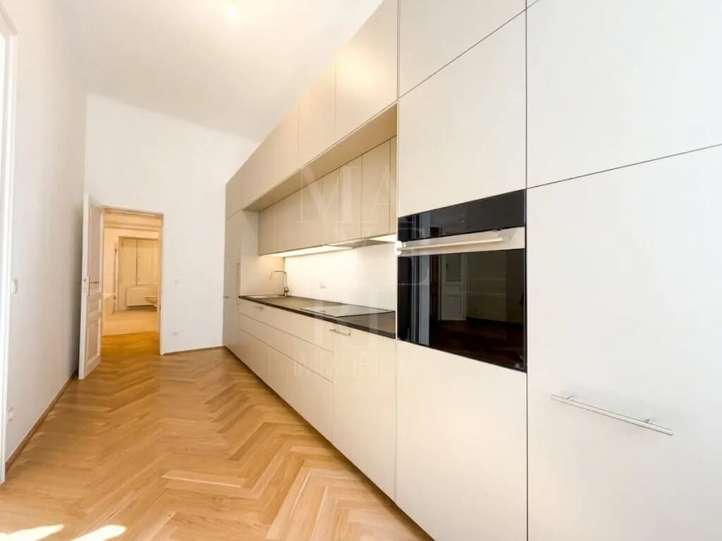 6-Zimmer-Wohnung mieten in Wien – 214,55 m², € 4.995 – Bild 6 von 17