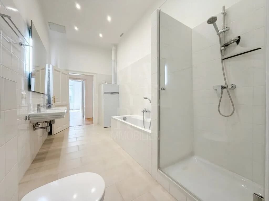 6-Zimmer-Wohnung mieten in Wien – 214,55 m², € 4.995 – Bild 8 von 17