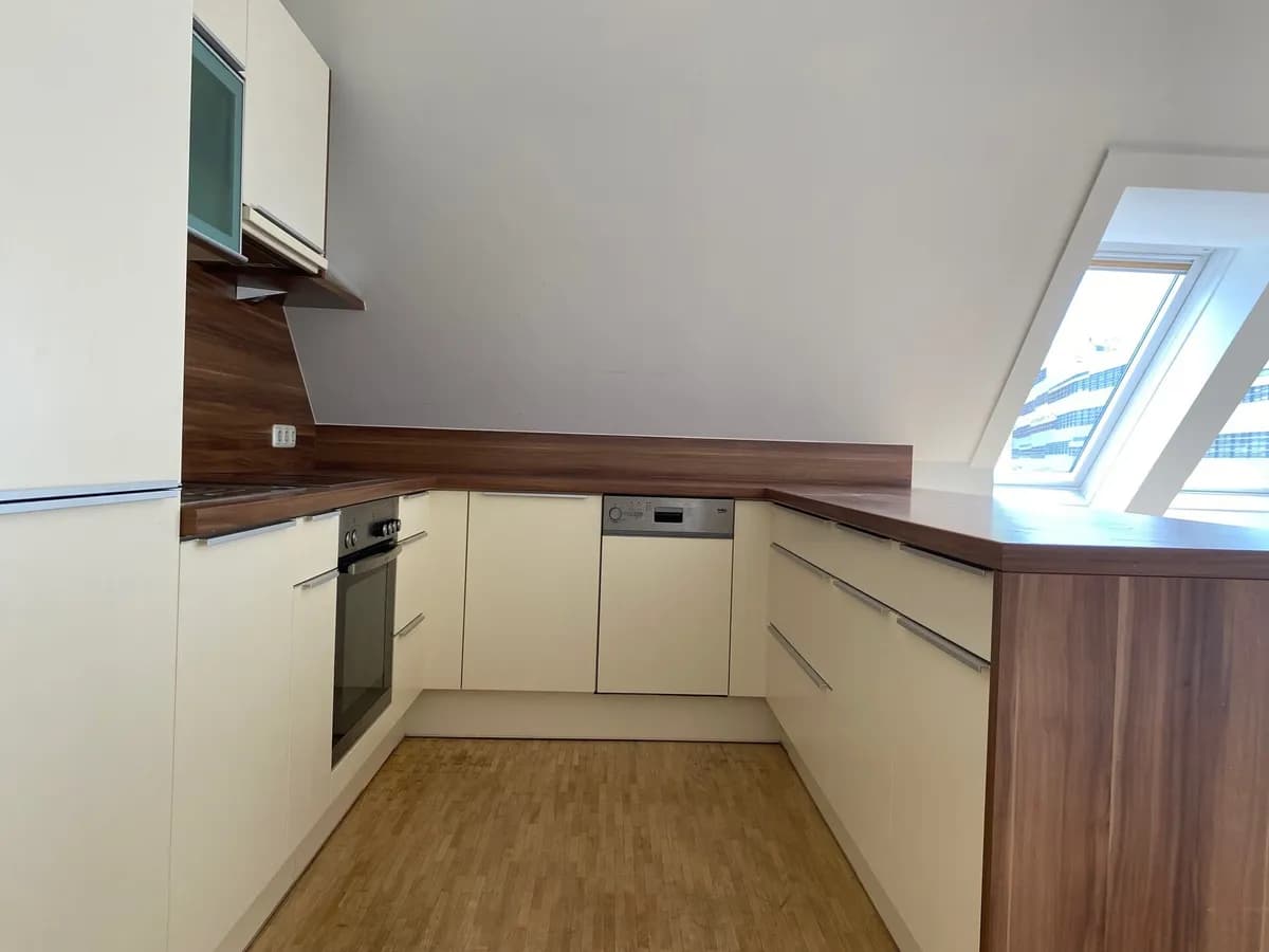 2-Zimmer-Wohnung mieten in Linz – 62,57 m², € 949 – Bild 2 von 10