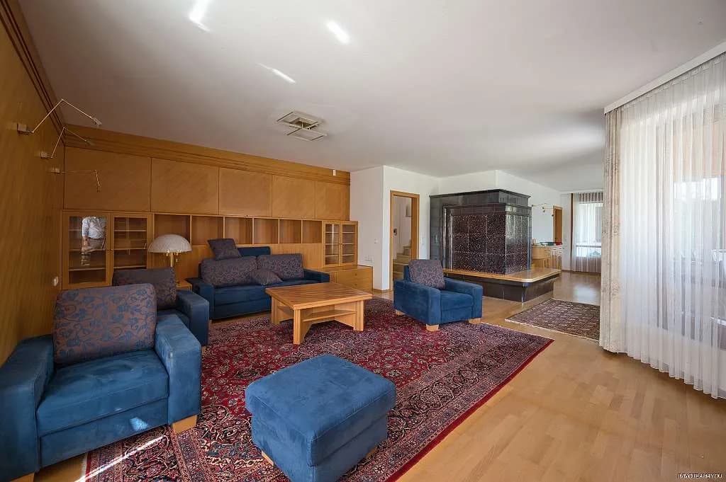 6-Zimmer-Immobilie kaufen in Vöcklabruck – 214,8 m², € 998.000 – Bild 7 von 16