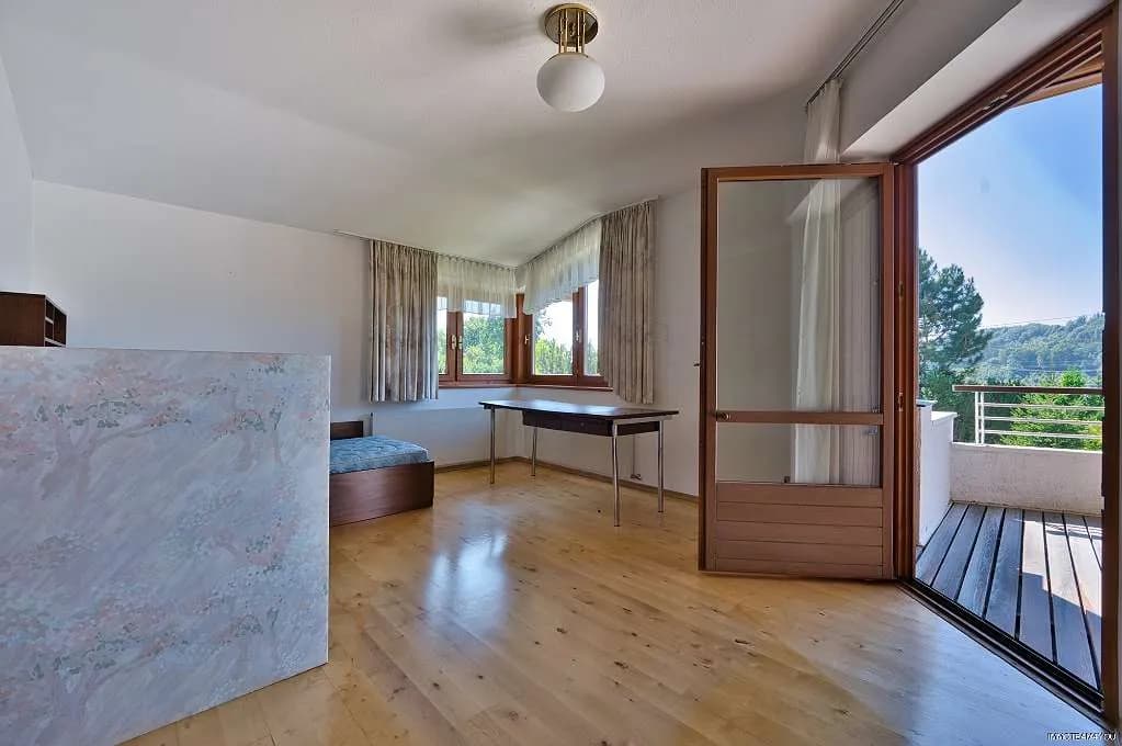 6-Zimmer-Immobilie kaufen in Vöcklabruck – 214,8 m², € 998.000 – Bild 11 von 16