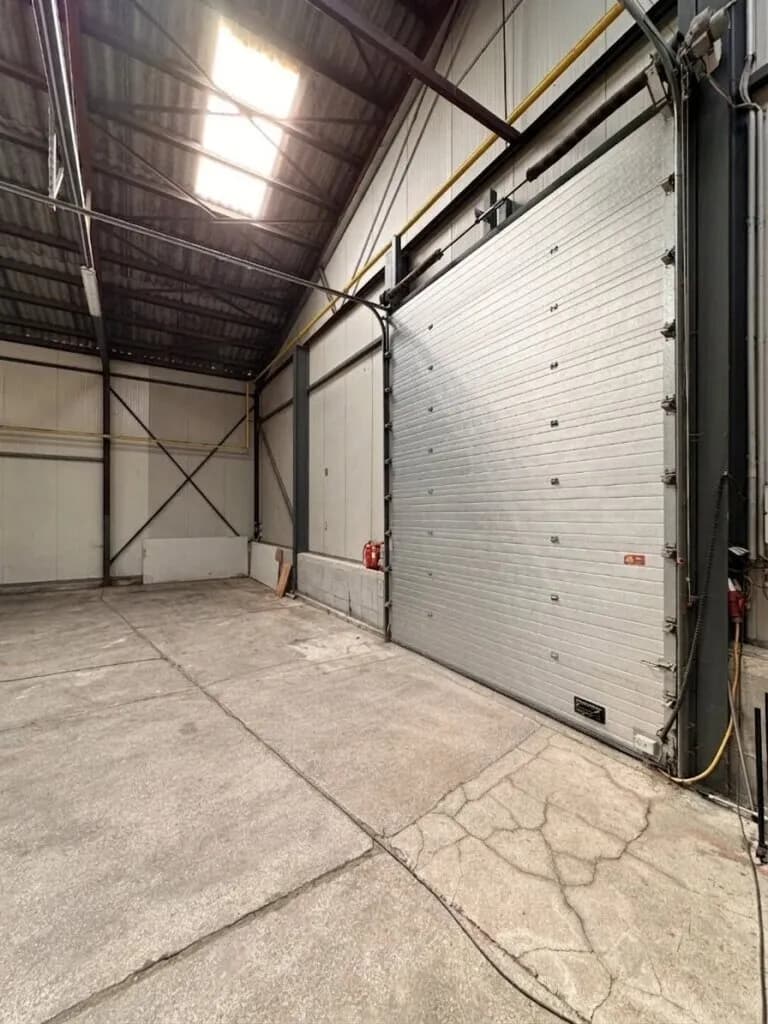 Gewerbeimmobilie kaufen in Neunkirchen – 1 372 m², € 2.495.000 – Bild 3 von 14