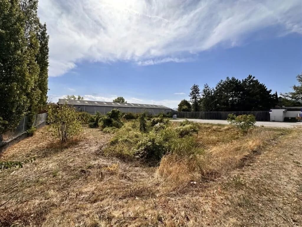 Gewerbeimmobilie kaufen in Neunkirchen – 1 372 m², € 2.495.000 – Bild 13 von 14