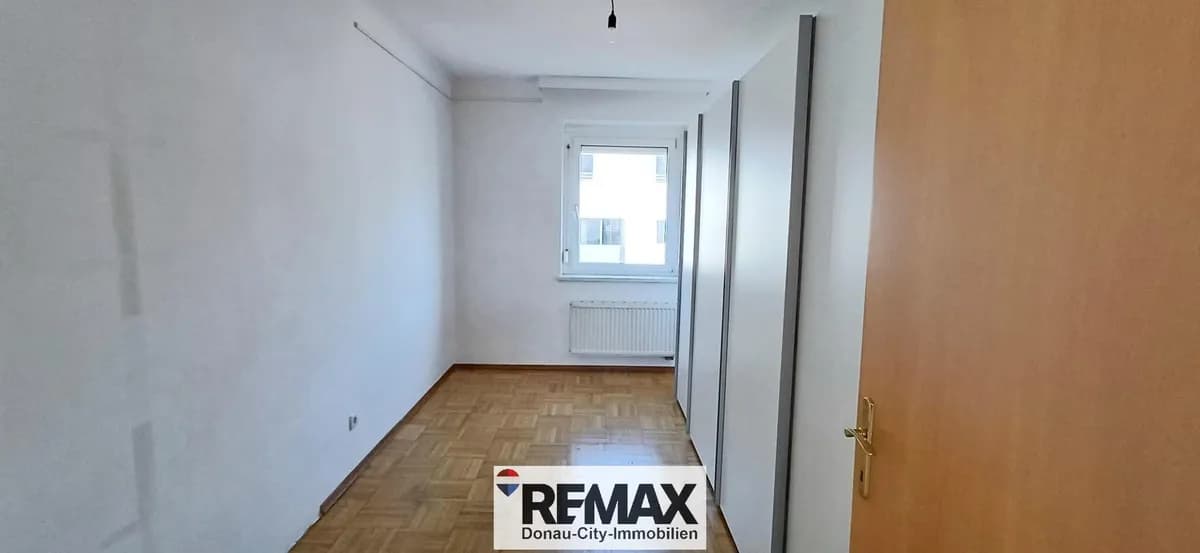 4-Zimmer-Wohnung kaufen in Wiener Neustadt – 109 m², € 199.000 – Bild 2 von 13