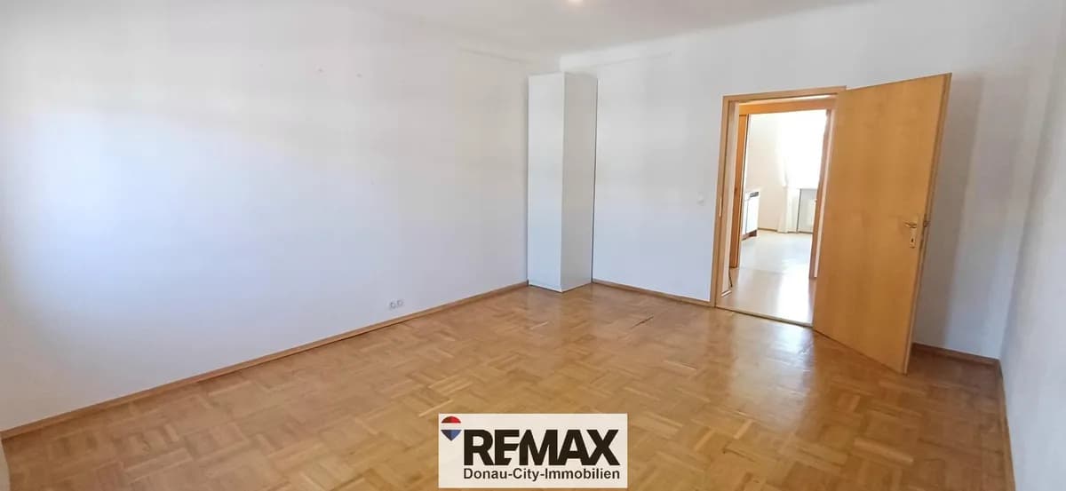 4-Zimmer-Wohnung kaufen in Wiener Neustadt – 109 m², € 199.000 – Bild 3 von 13