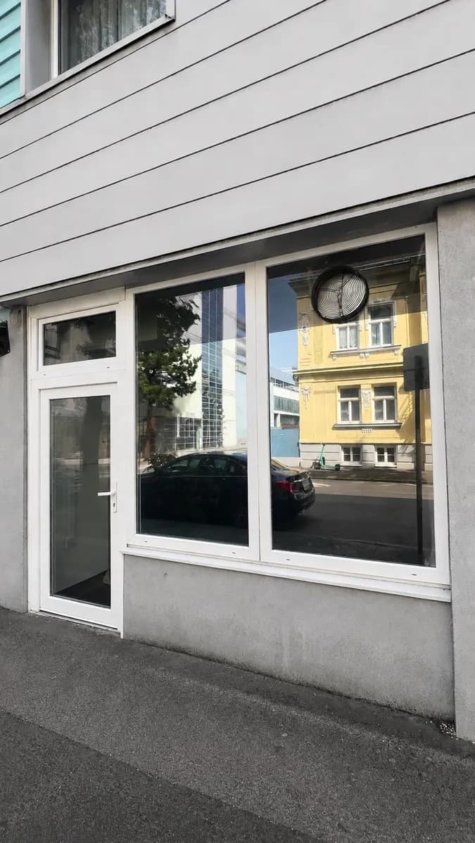Gewerbeimmobilie mieten in Linz – 17 m², € 650 – Bild 1 von 5