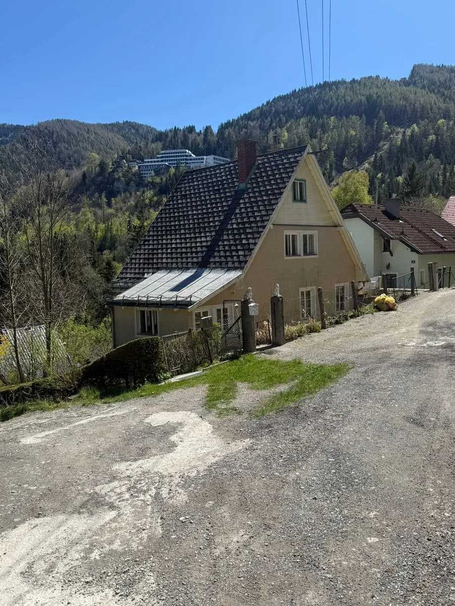 5-Zimmer-Haus kaufen in Neunkirchen – 104 m², € 129.000 – Bild 2 von 31