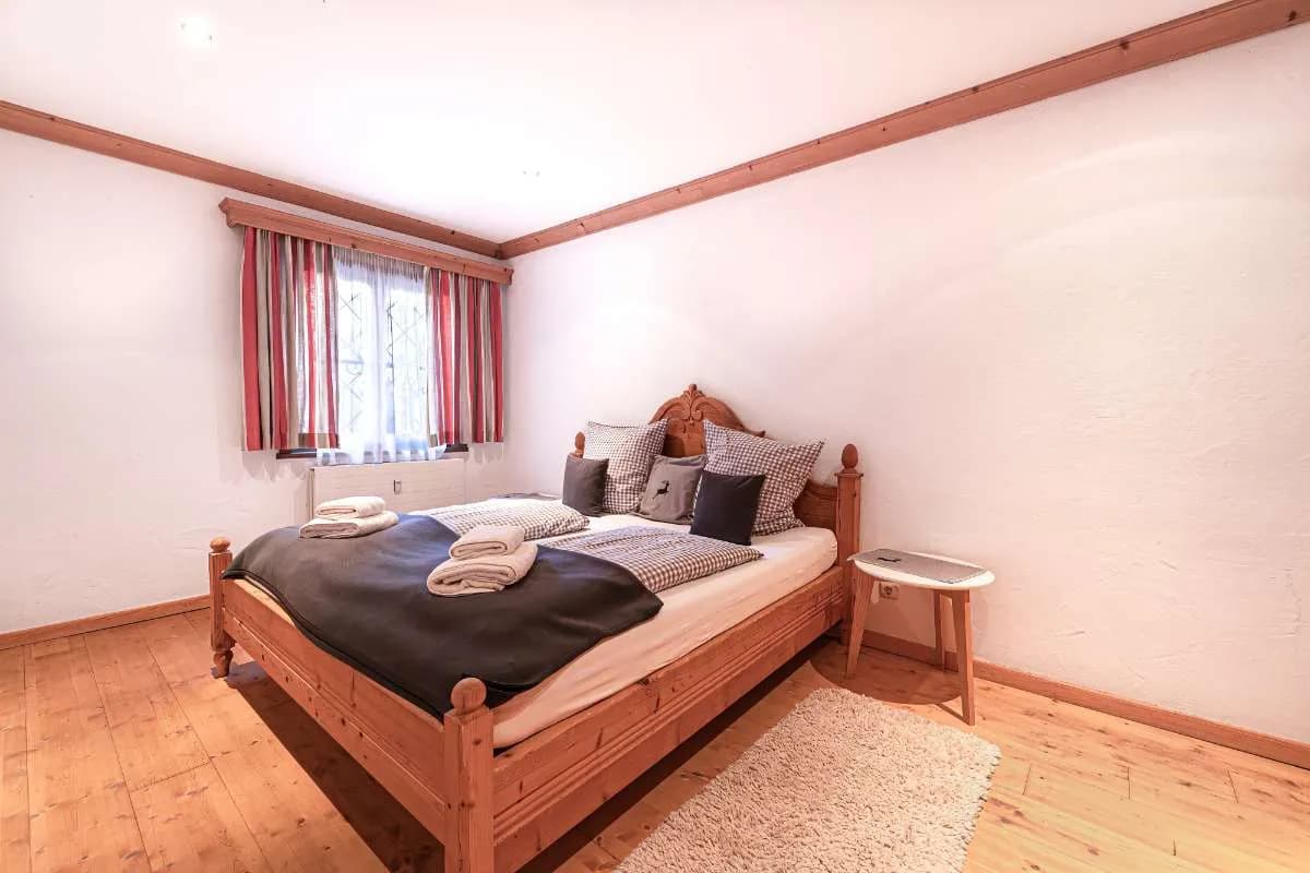 2-Zimmer-Wohnung mieten in Kitzbühel – 68 m², € 2.585 – Bild 4 von 6
