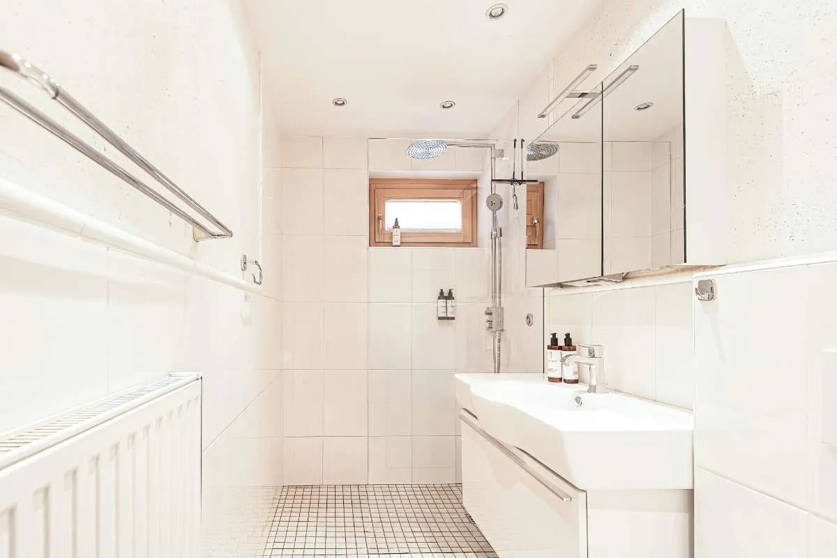 2-Zimmer-Wohnung mieten in Kitzbühel – 68 m², € 2.585 – Bild 5 von 6