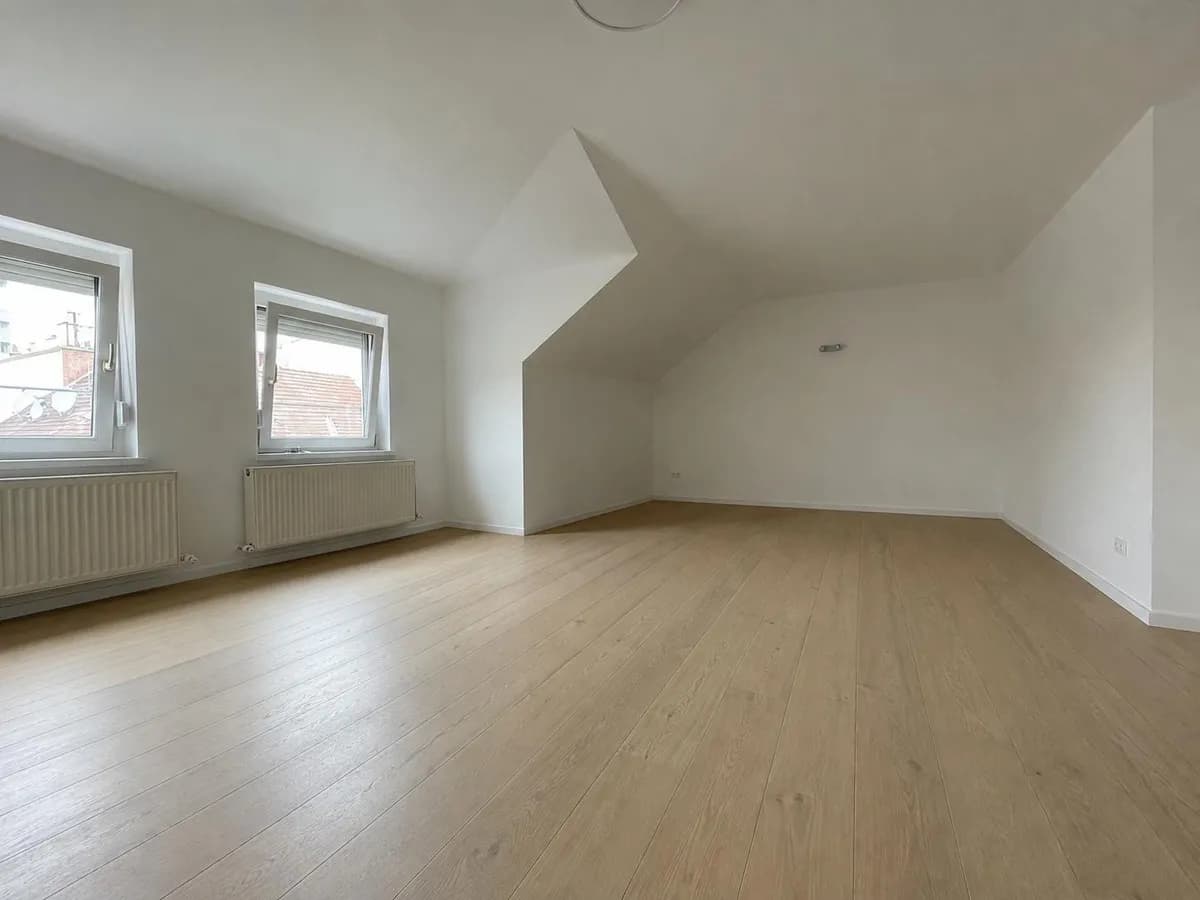 1-Zimmer-Wohnung mieten in Wiener Neustadt – 42 m², € 570 – Bild 2 von 8