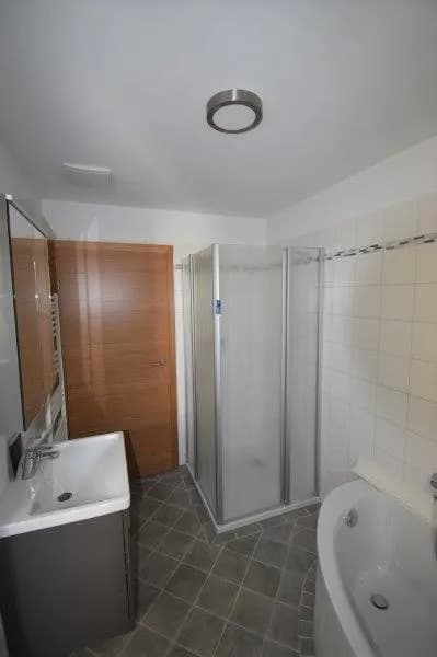2-Zimmer-Wohnung mieten in Wiener Neustadt – 69,55 m², € 969 – Bild 3 von 6