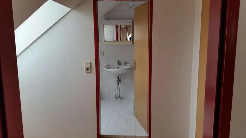 2-Zimmer-Wohnung mieten in Klagenfurt – 37 m², € 537 – Bild 4 von 14