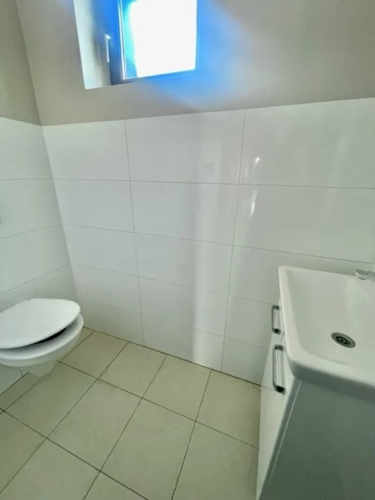 5-Zimmer-Wohnung mieten in Korneuburg – 215 m², € 2.955 – Bild 38 von 42
