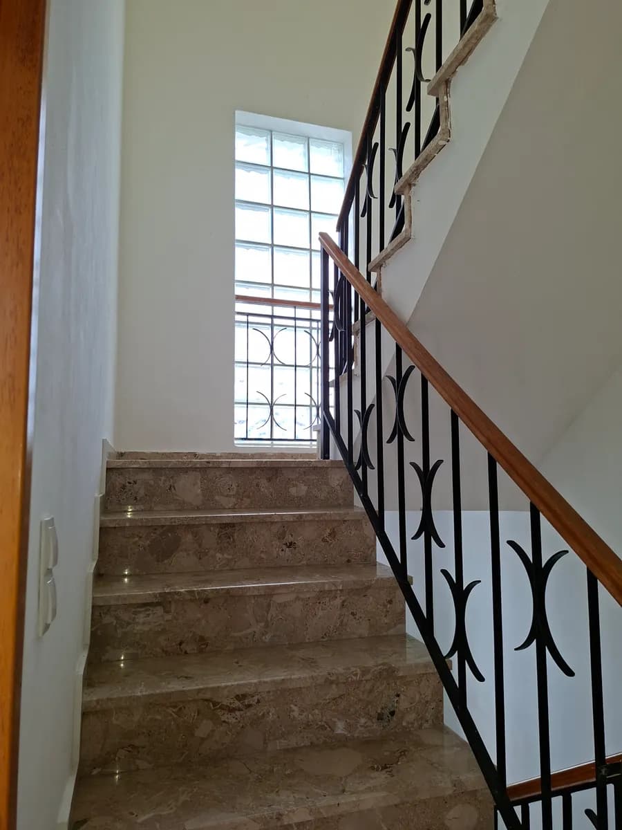 5-Zimmer-Haus mieten in Mödling – 156 m², € 1.900 – Bild 6 von 10